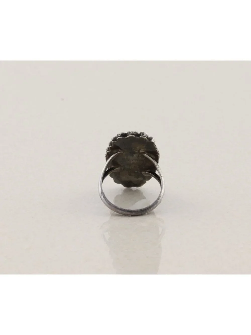 Sterling Silver Mother of Pearl Ring Size 7 3/4